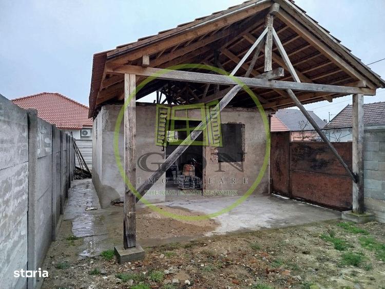 Casa cu o camera si curte individuala - 3