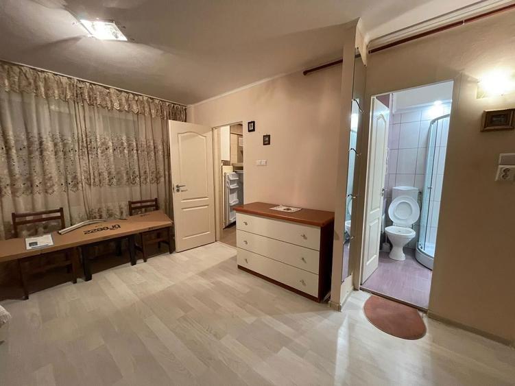 ( Garsoniera de inchiriat ) in sector 2 , langa spitalul Panteimon , aproape de Mega Mall - 5