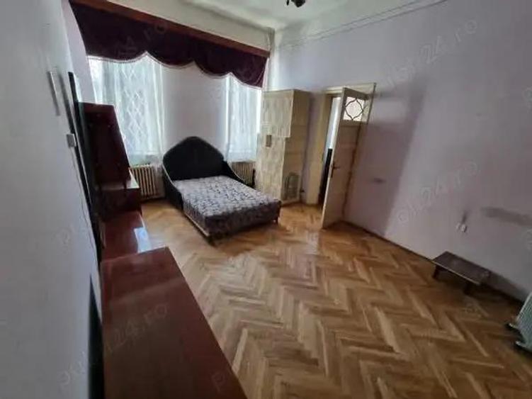 A 33 Proprietarul vinde casa energiei gara construita acum 3 an din caramida , - 1