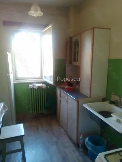 Vand apartament cu 3 camere in Ploiesti Vand apartament cu 3 camere in Ploiesti