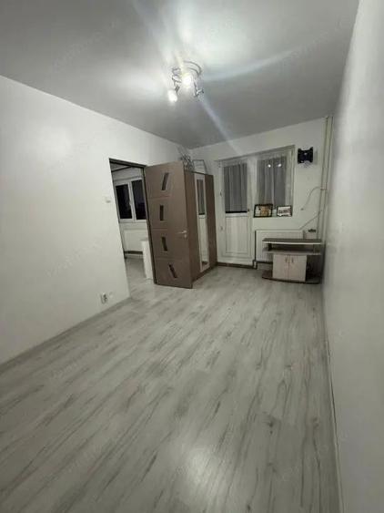 Apartament 3 camere, 51.50 mp, zona Mihai Bravu Ploie?ti - 6