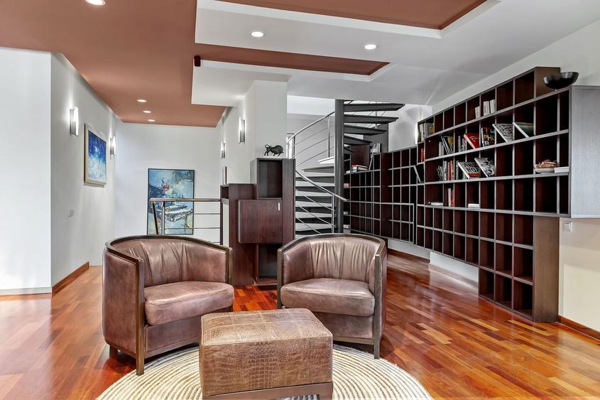 Vila Exclusivistă cu Deschidere la Lac, Piscină și Garaj pentru Barcă în Snagov - 30