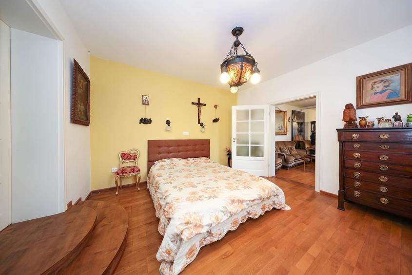 Casă deosebită de vânzare în centrul Brașovului - 21