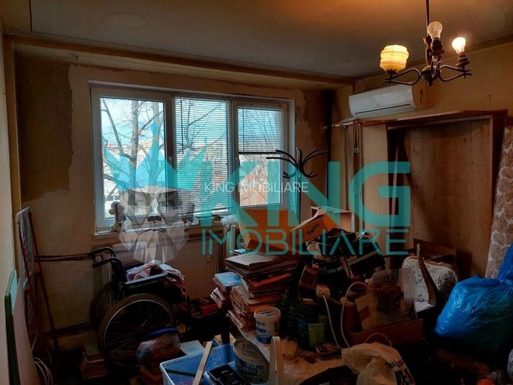 Apartament cu 3 camere semidecomandat în 1 Decembrie 1918 Apartament cu 3 camere semidecomandat în 1 Decembrie 1918