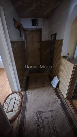 Vand apartament 2 camere