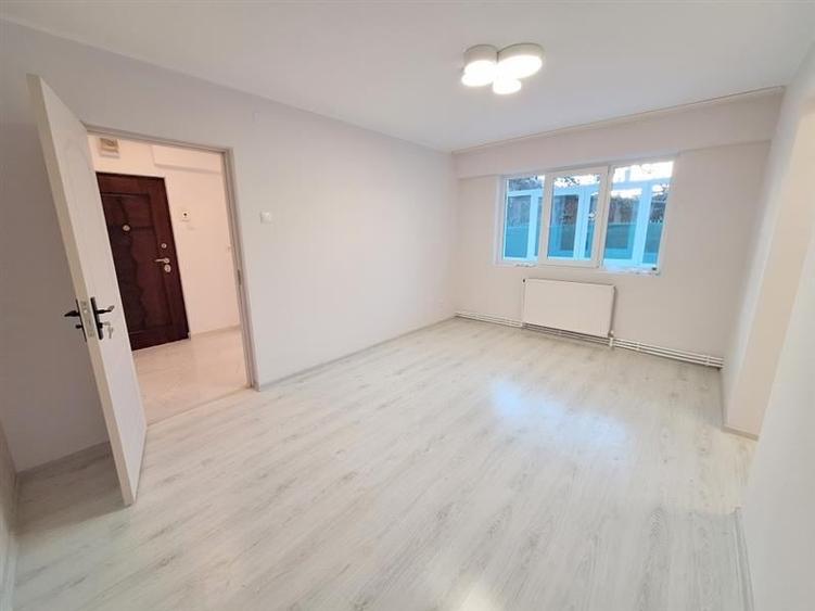 Apartament modern, parter cu balcon generos  Aleea Ghioceilor, Bacau - 10