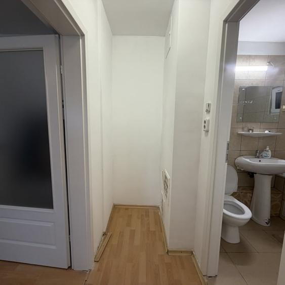 3 camere| Drumul taberei | Bloc 1983 | Metrou 1 Mai | 8 min - 6