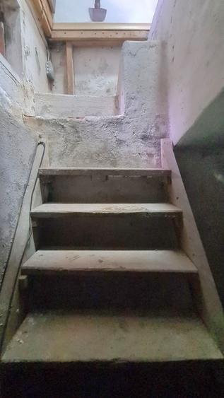 Spațiu elegant, la cheie, în centrul istoric al Brașovului – birou - agentie - 8