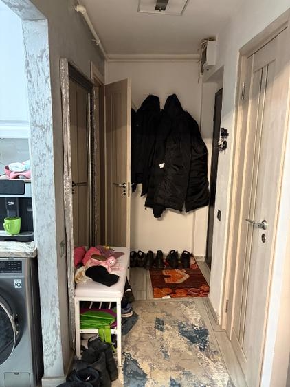 Vând apartament cu 2 camere  - 1