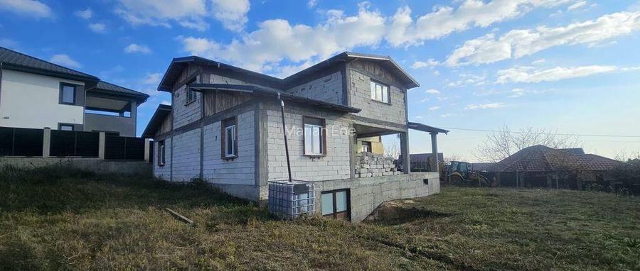 Casa la rosu Bariera, 211 mp, teren 896 mp, MAG Invest, 1...