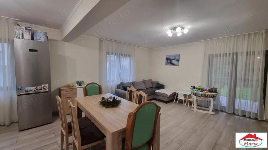 Casa parter zona Bercu Rosu- semicentral - 2