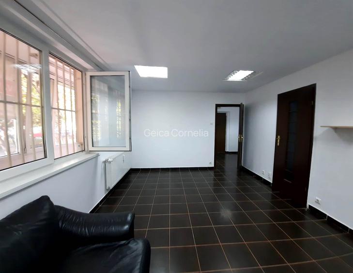 Drumul Taberei, Favorit metrou, garsoniera libera, parter, intrare din balcon