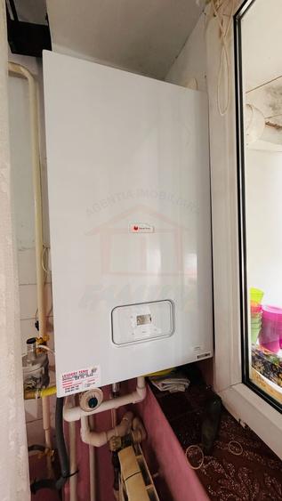 De vanzare 2 camere dec. in Galati, Micro 18, zonă Spitalul Județean - 7