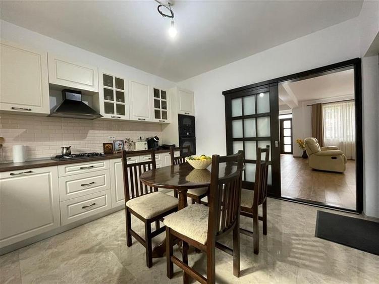 Vila P+1 de vanzare zona 9 Mai Tulcea - 8