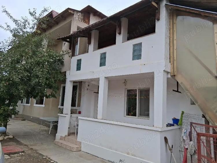 vila de vanzare, 260000 eur, str C.Brancoveanu, 14 - 2