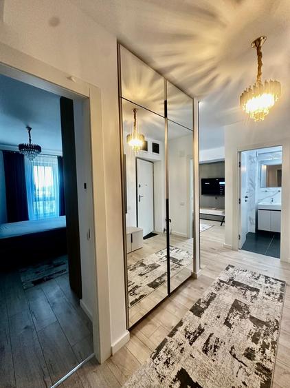 Apartament cu 3 camere decomandat în Sisești