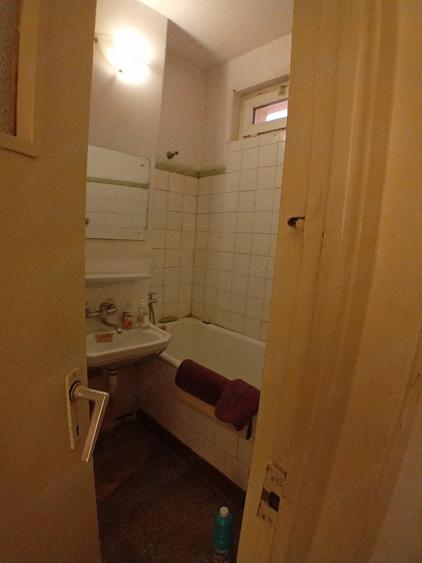 Apartament cu 2 camere decomandat în Micro 6