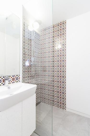 Apartament cu 4 camere decomandat, mobilat în Calea Victoriei