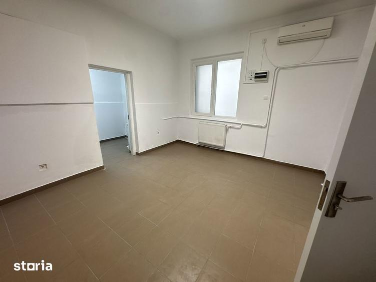 Spațiu comercial, de 80 mp, în Vitan