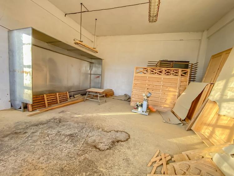 Spațiu industrial, de 1,473 mp, în Tulgheș