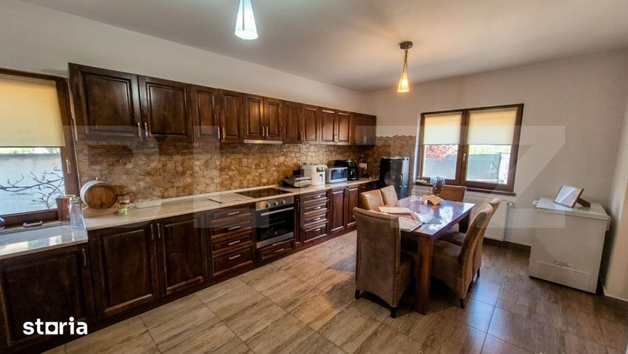 Casă cu 4 camere cu Teren 525 Mp în Livada