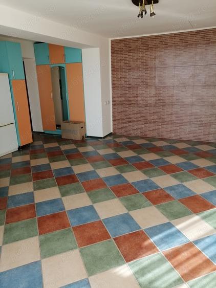 Apartament cu 3 camere decomandat în Fălticeni