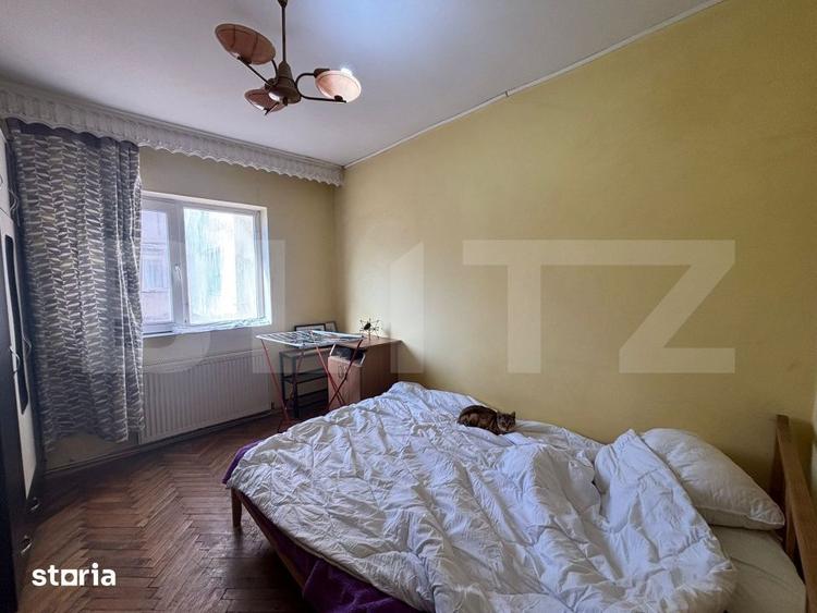 Apartament cu 4 camere decomandat, mobilat în Galata