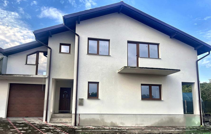 Casă cu 4 camere în Sântuhalm
