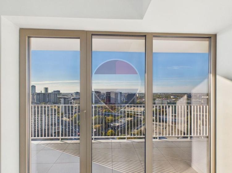 Apartament cu 4 camere decomandat în Pipera