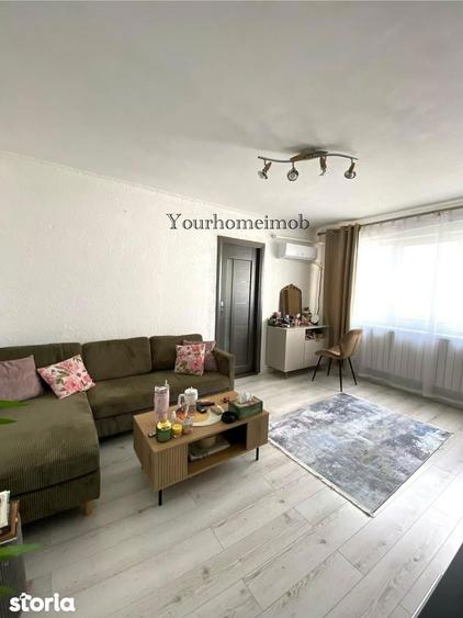 Apartament cu 2 camere semidecomandat în Craiovița Nouă