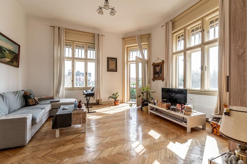 Apartament cu 3 camere semidecomandat, mobilat în Iosefin