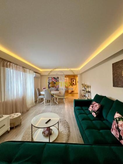 Apartament cu 3 camere, mobilat în Decebal