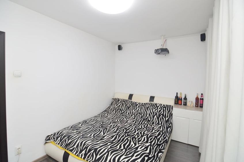 Apartament cu 3 camere decomandat în Rahova