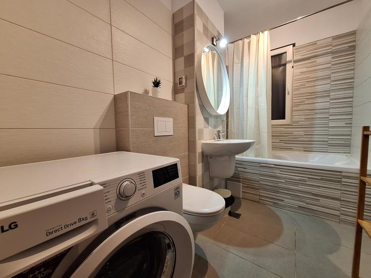 Apartament cu 2 camere decomandat în Aradului