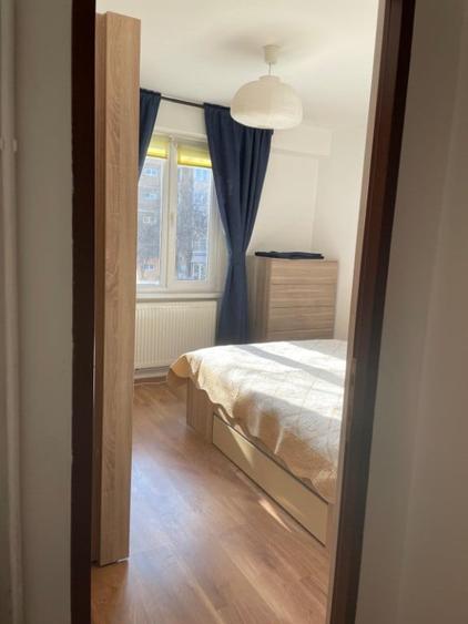 Apartament cu 2 camere semidecomandat în Vlahuță