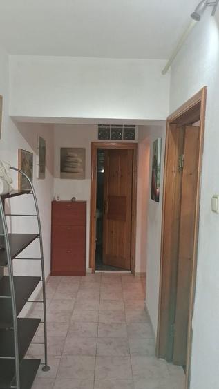 Vind 2camere decomandate etaj 1 - 6
