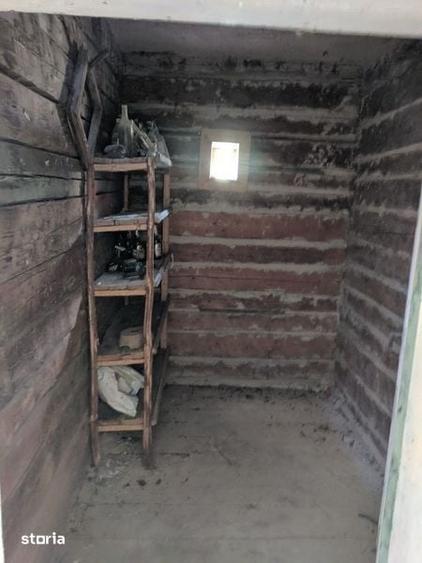 Vand cabana casa de lemn la Poiana Horea Belis - 2
