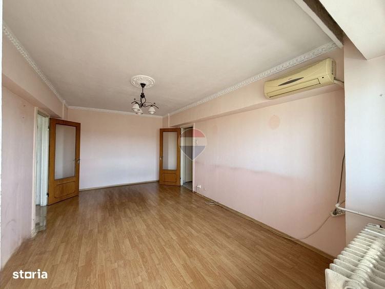 Apartament cu 3 camere semidecomandat în Dobroești
