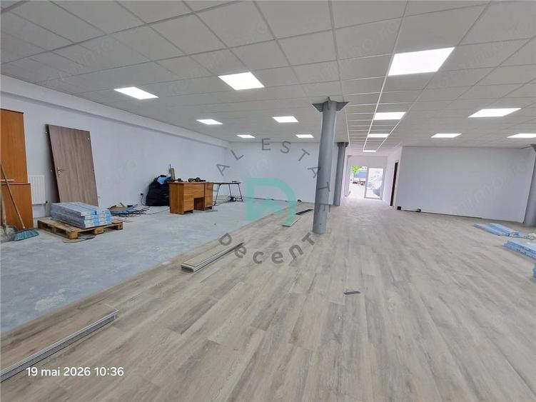 Spațiu comercial, de 195 mp, în Periferie