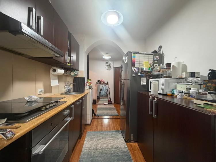 Apartament cu 3 camere decomandat în Nicolae Grigorescu