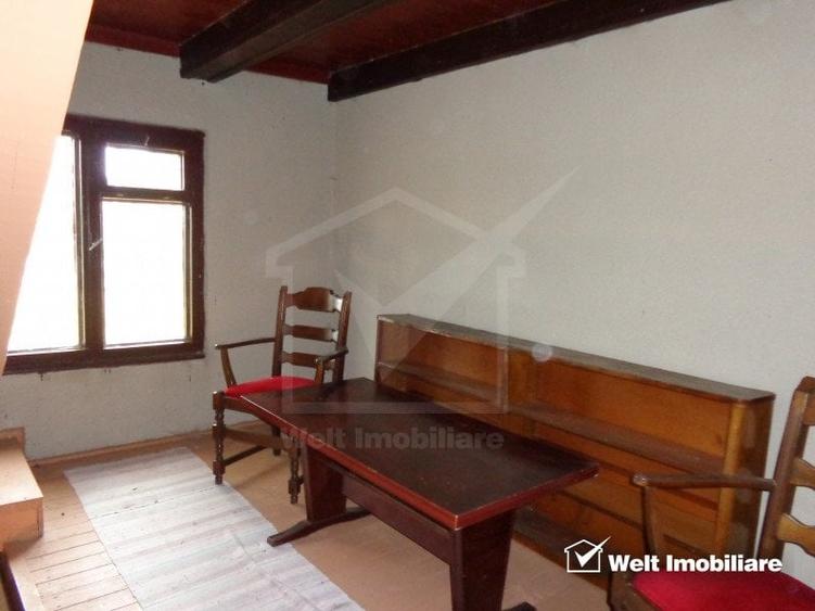 1.6 ha de padure cu poienita, parau la limita curtii, cabana pentru trei familii - 10