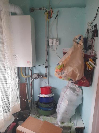 Apartament decomandat la etaj 3, de vanzare in Caransebes Pret 39.500euro - 8