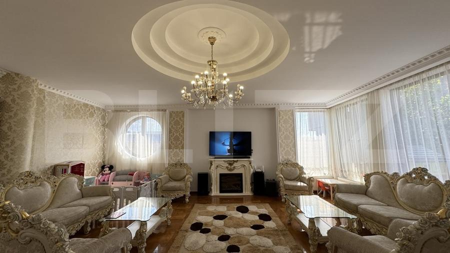 Vila de 469 mp utili, teren 1.200 mp cu garaj si piscina, Centura de Nord - 1