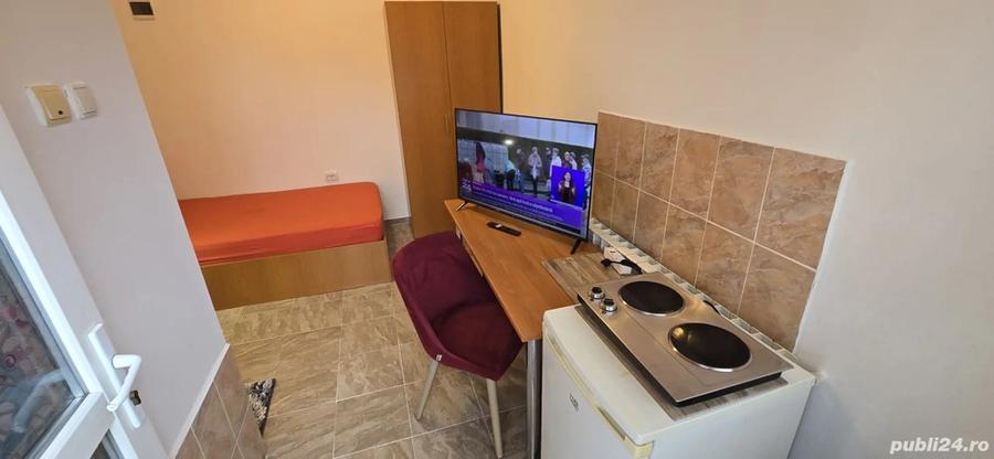 La 5 minute de sta?ia de metrou Eroii Revolutiei - 6