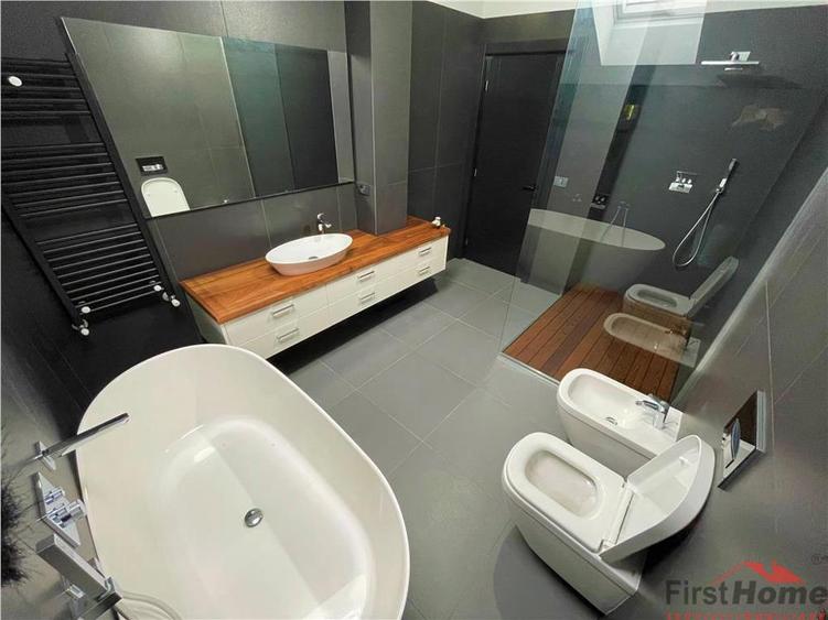 Penthouse, etaj1, 200 mp, MOBILAT SI UTILAT DE LUX, centru - 17