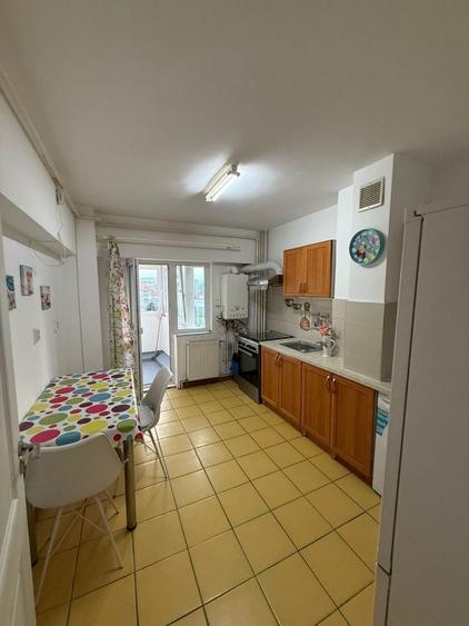 Proprietar inchiriez apartament 2 camere, ultracentral, zona Parcul Catedralei - 3