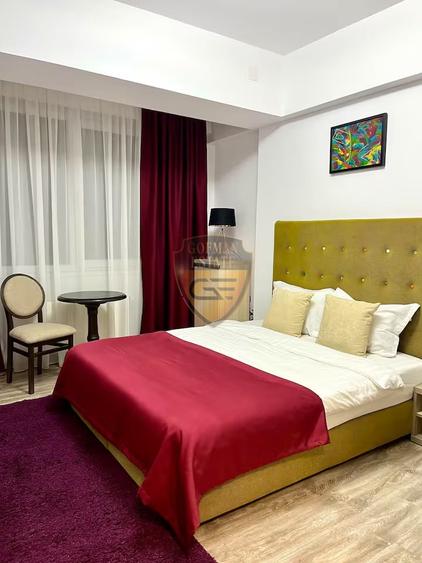 Apartament cu 3 camere decomandat, mobilat în Mamaia