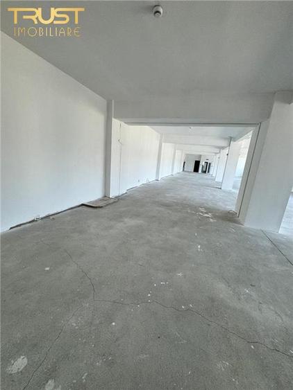 Spatii Birouri l Bd.Muncii l 130 - 330 MP l Locuri de Parcare - 4