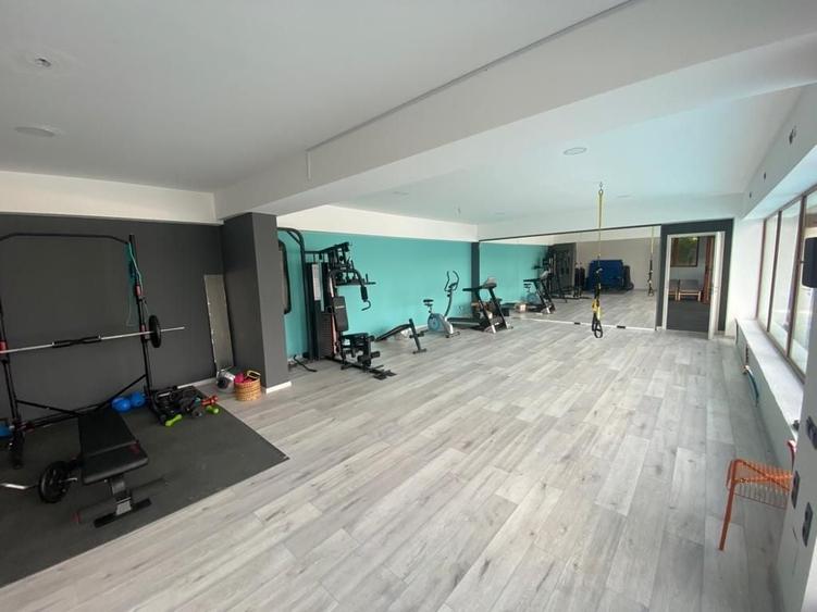 Apartament cu 3 camere | 100 mp + 60 mp terasa | Piscina - 3