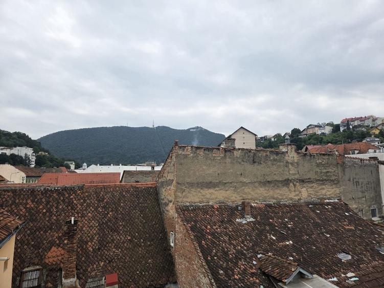 Apartament 3 camere zona centrala - 1